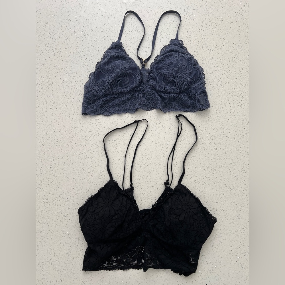 VGUC Bundle of Aerie Lace Bralettes - Midnight Blue & Black sz Medium